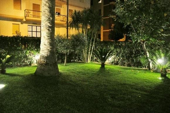 Hotel Haus Charlotte San Benedetto del Tronto Exteriér fotografie